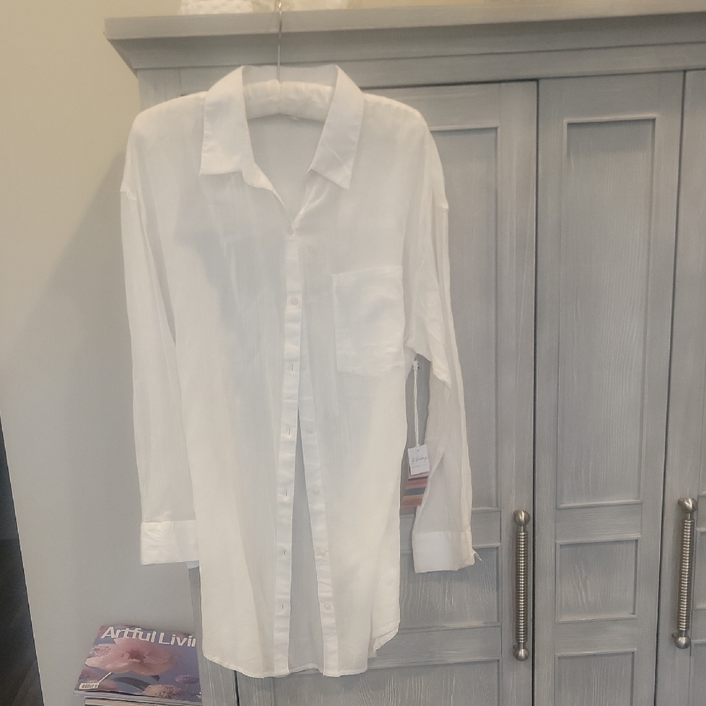Billabong White Casual Button Down Shirt